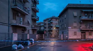 Omicidio Casal del Marmo: via Villastellone transennata dopo l'accoltellamento