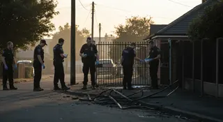 attentato Ranucci 4 arresti: sopralluogo dei carabinieri davanti all'abitazione di Pomezia