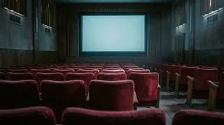 Sala cinematografica italiana vuota: il contesto reale dietro il Cinema Lover Index 2026